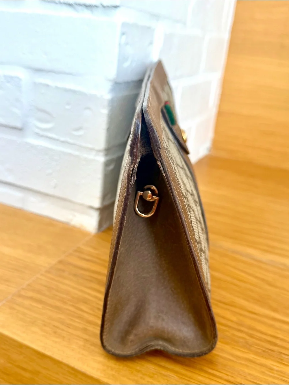 Gucci Authentic Vintage Monogram Sherry Line Clutch / Crossbody Bag